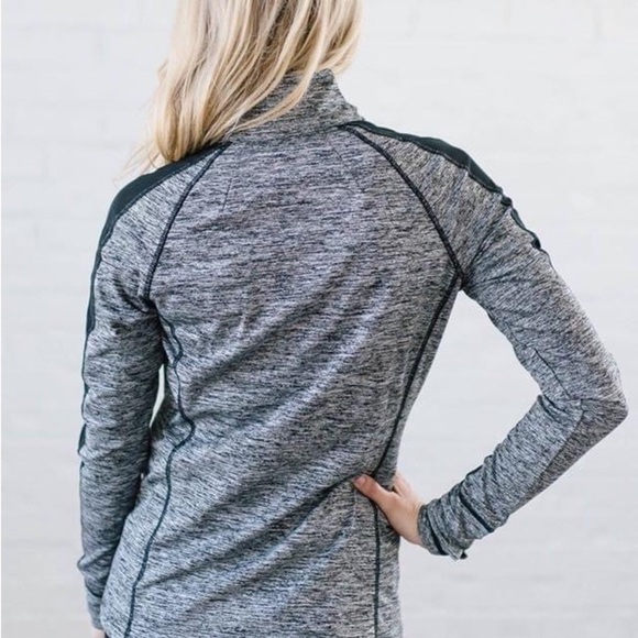 MONO B Athleisure Workout Jacket in Gray and Black SZ SMALL - Picture 8 of 13